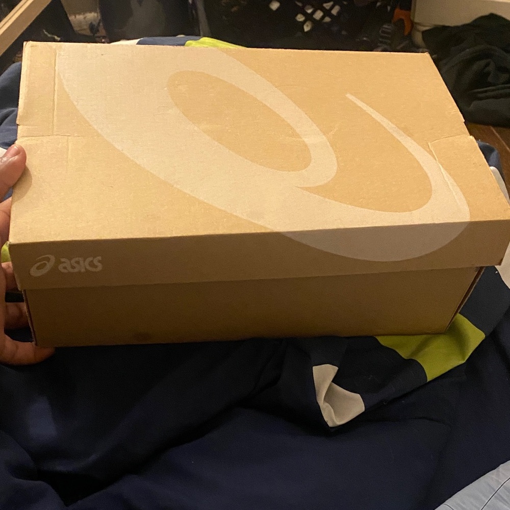 ASICS Tan Cardboard Shoe Box